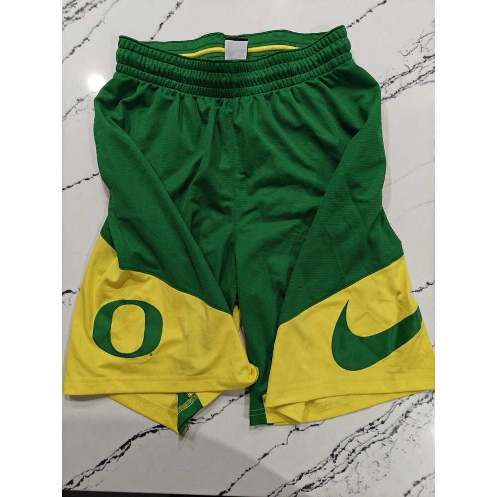 Vintage Nike Oregon Ducks Shorts Mens Large Green Yellow University College NCAA